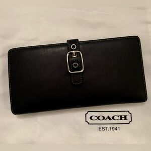Coach Black Leather Clutch Wallet